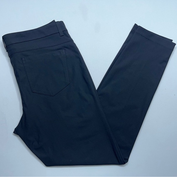 VRST Other - VRST 5-Pocket Commuter Pants Mens Size 34x32 Black Polyester Spandex     READ